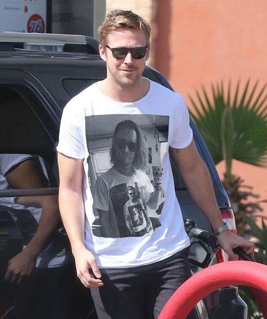 I Gosling sa fotografijom Kalkina u majici s Goslingovim likom