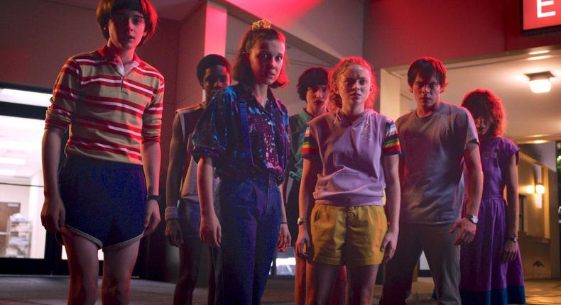 Stranger Things 3 Netflix Noah Schnapp, Caleb McLaughlin, Millie Bobby Brown, Finn Wolfhard, Sadie Sink, Charlie Heaton, Natalia Dyer