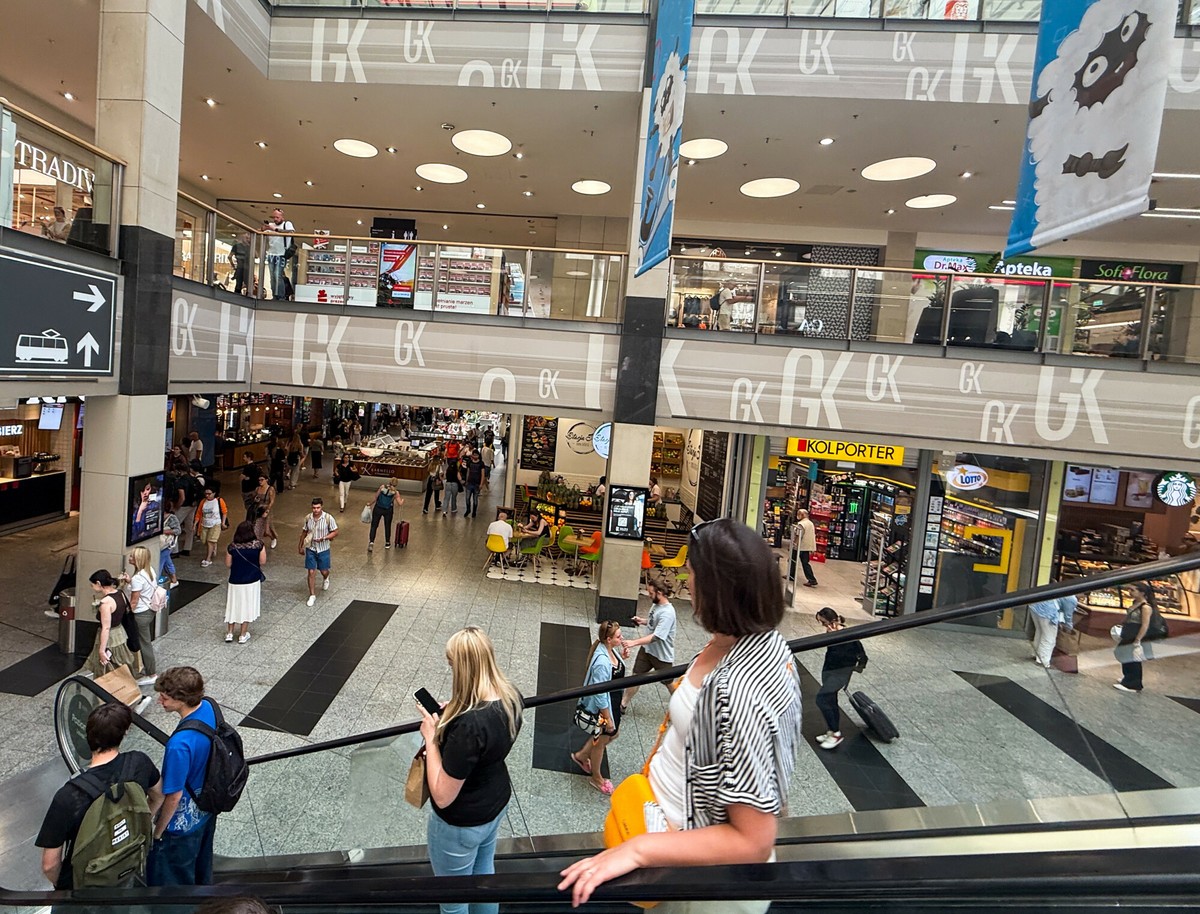 Niedziela handlowa 24.08.2025. Czy dzisiaj jest niedziela handlowa? Sklepy otwarte 24 sierpnia. Kiedy jest niedziela handlowa w sierpniu?