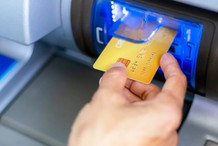 Zmiany w bankomatach. Koniec z kartami. Co z wypłacaniem gotówki?