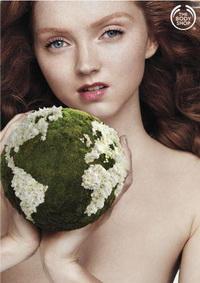 Lily Cole a The Body Shop arca - Glamour