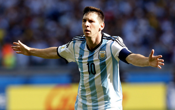 Cudowny gol Lionela Messiego zakończył męki Argentyny. WIDEO