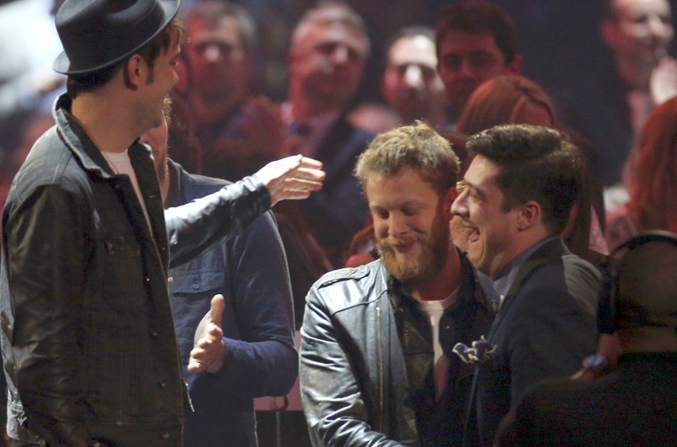 Mumford and Sons na Brit Awards 2013