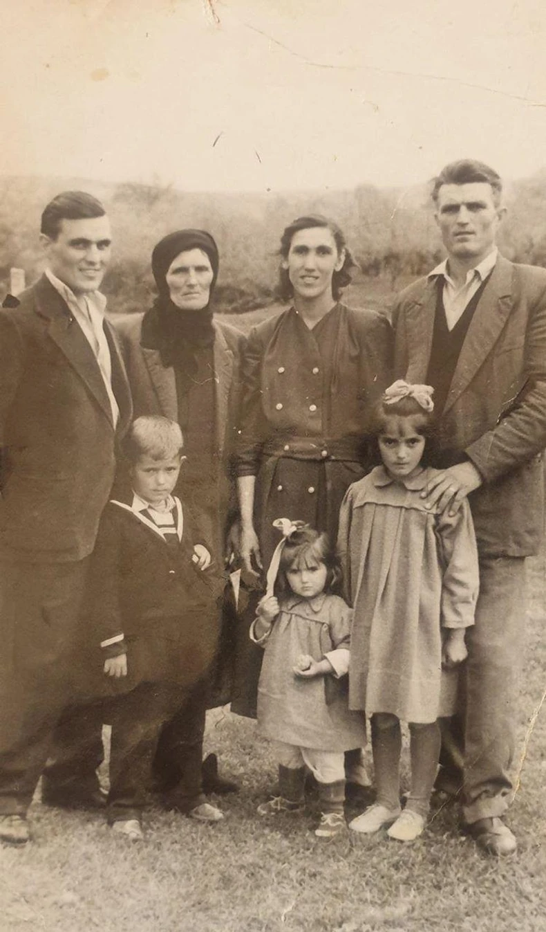 Novak i Vaska sa porodicom