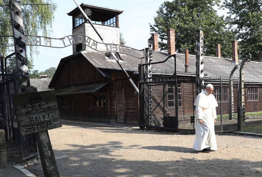 Papież Franciszek w obozie Auschwitz-Birkenau