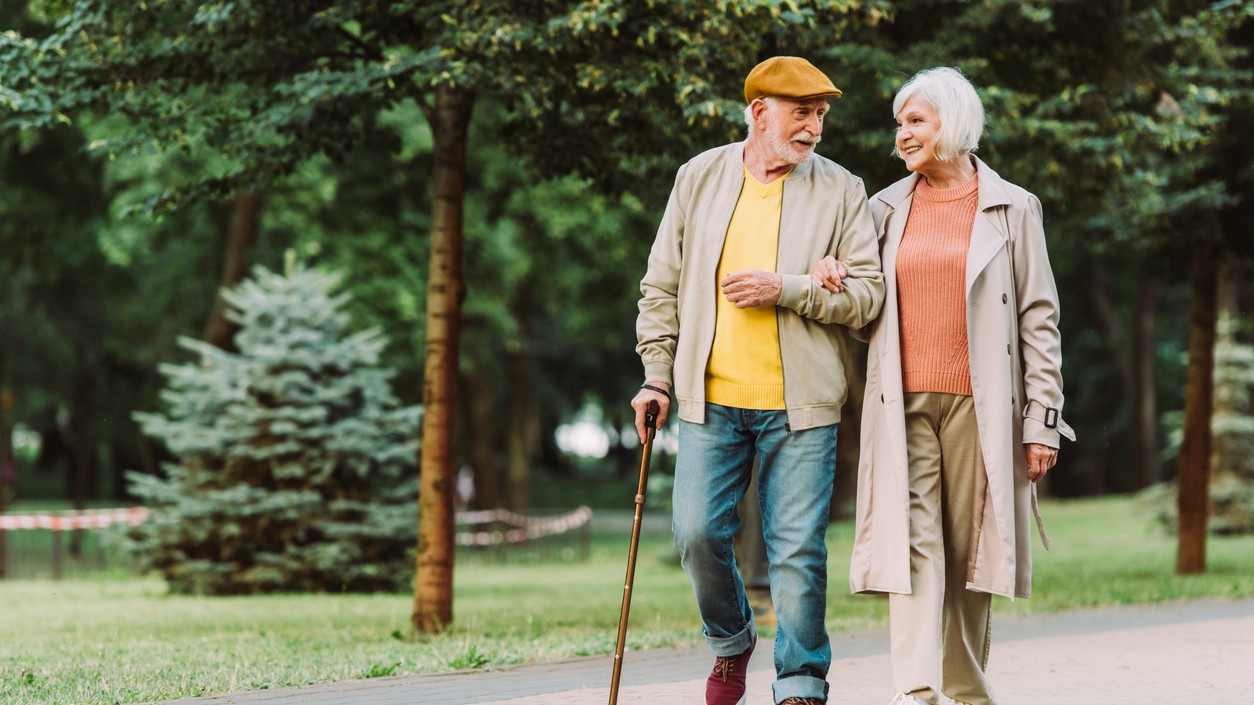 Chôdza je najdostupnejšou formou prevencie a starostlivosti o zdravie. (Ilustračný obrázok)