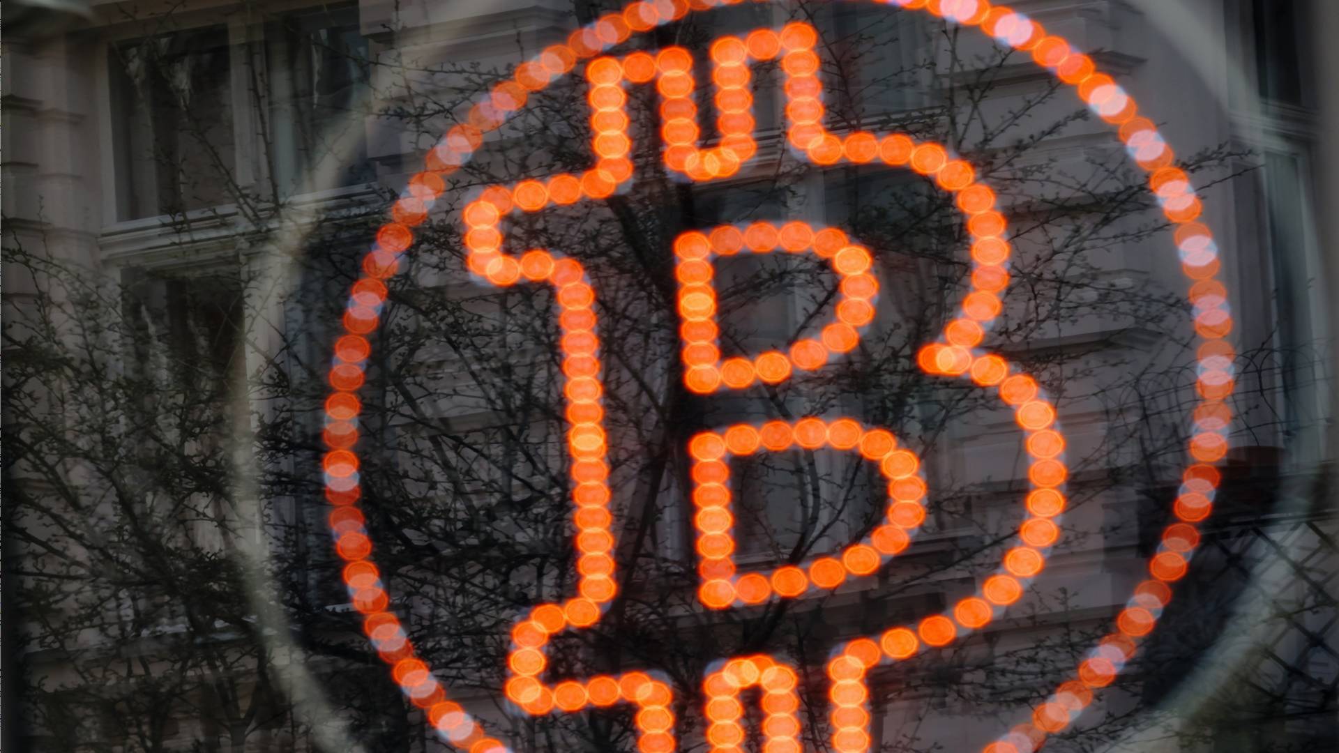 Kriptotankolás: a Mol egyes bezinkútjainál már bitcoinnal is lehet fizetni