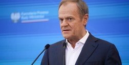 Zmiana na miejscu lidera. Donald Tusk ma powody do niepokoju [SONDAŻ]