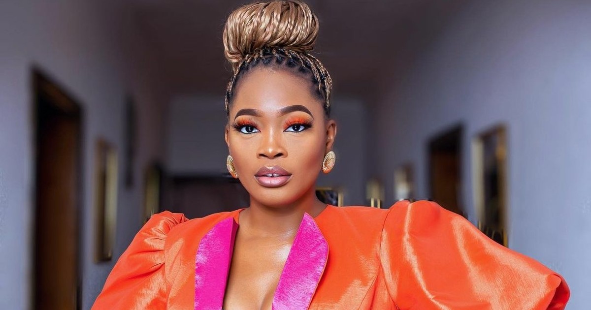 Top 4 funniest Nigerian celebrities to follow online - Vimarsana News