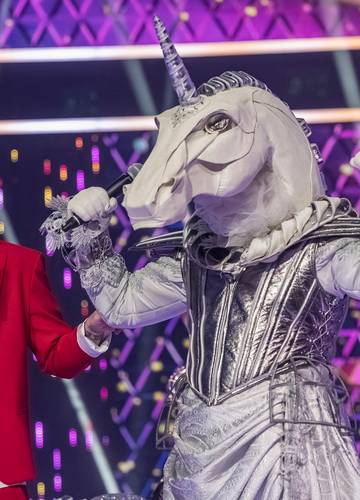 кого отгадали в маске. моргенштерн в шоу маска. Mask singer шоу 2020 georgina. кого отгадали в маске. кого отгадали в маске.