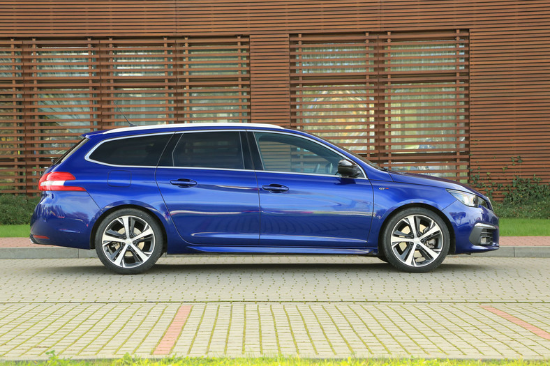 Peugeot 308 SW GT - niepozorne rodzinne kombi GT