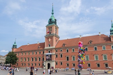 Pekao przenosi sztukę do Internetu i obdarowuje instytucje kultury