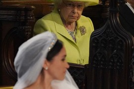 Posle 7 godina OBELODANJENO zašto je Elizabeta pogledom HTELA DA UBIJE MEGAN na venčanju: Skandal koji je prethodio nije mogla da OPROSTI - "Hari zaslepljen, ona OBIČNA GLUMICA"