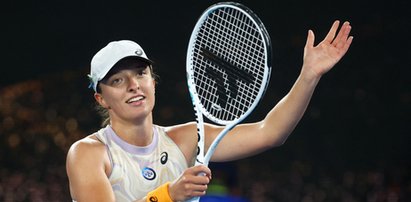 Wpierw zmokła podczas deszczu, a później zlała rywalkę. Iga Świątek w 3. rundzie Australian Open