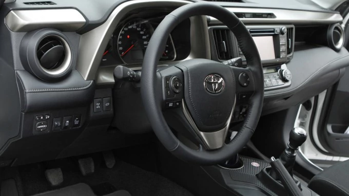 Nowa Toyota RAV4: SUV zrobiony według sprawdzonego przepisu