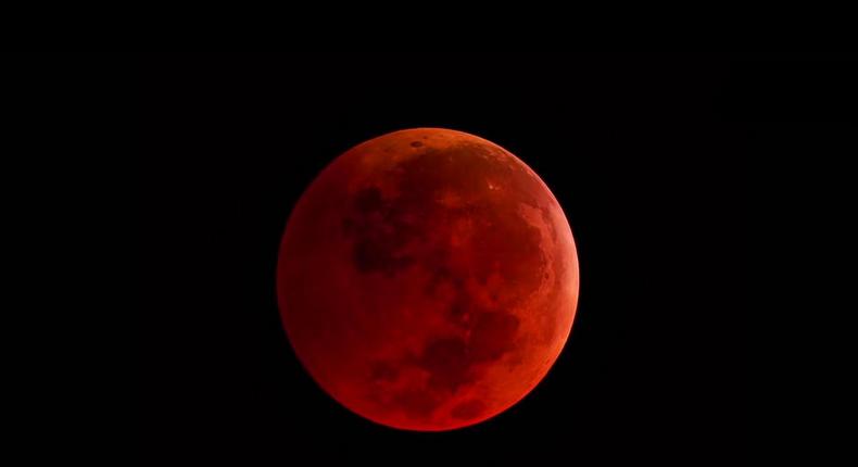 ___3620377___https:______static.pulse.com.gh___webservice___escenic___binary___3620377___2015___4___1___11___Blood-moon