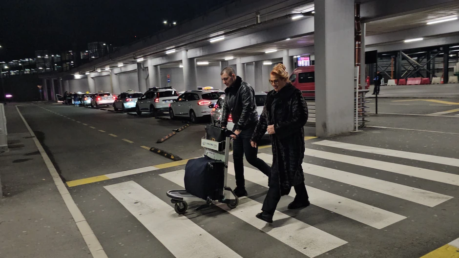 Sin došao po Ćanu na aerodrom