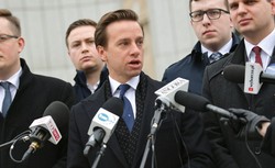 Członków komisji zastąpią żołnierze WOT? Bosak o wyborach