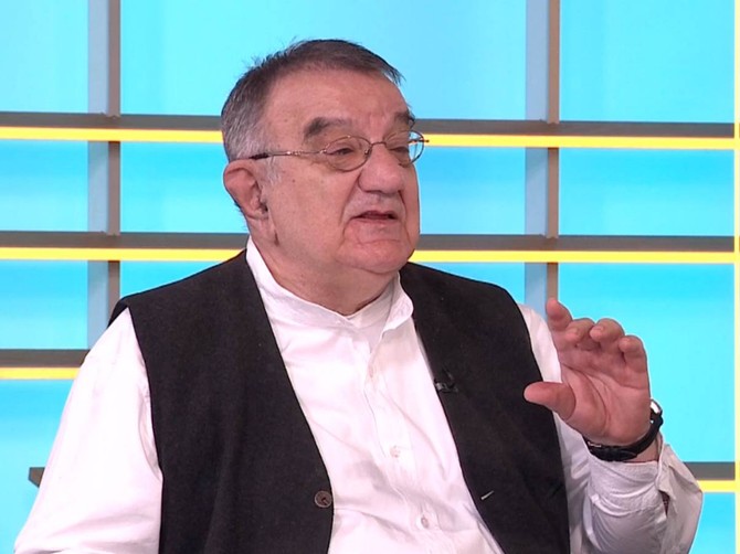 "Topla voda sa limunom samo raširi želudac": Dr Vojislav Perišić otkrio čime treba započeti dan
