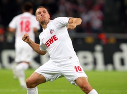 Transfer potwierdzony. Podolski będzie piłkarzem Arsenalu Londyn