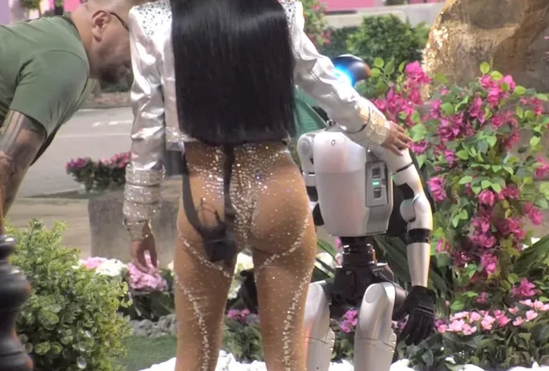 Silikonska zadnjica Maje Marinković