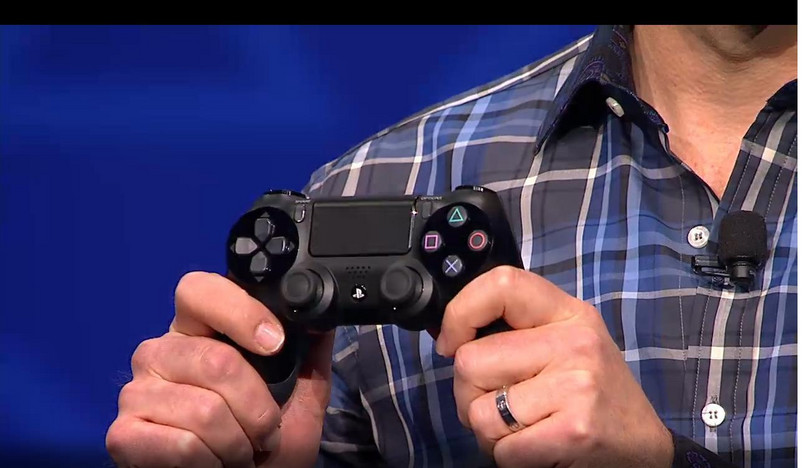 Nowy kontroler Sony DualShock 4