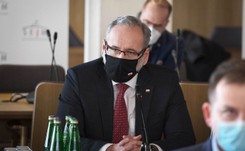 Niedzielski mówi o trzeciej fali koronawirusa w Polsce. 'Poluzowania mogą być cofnięte'