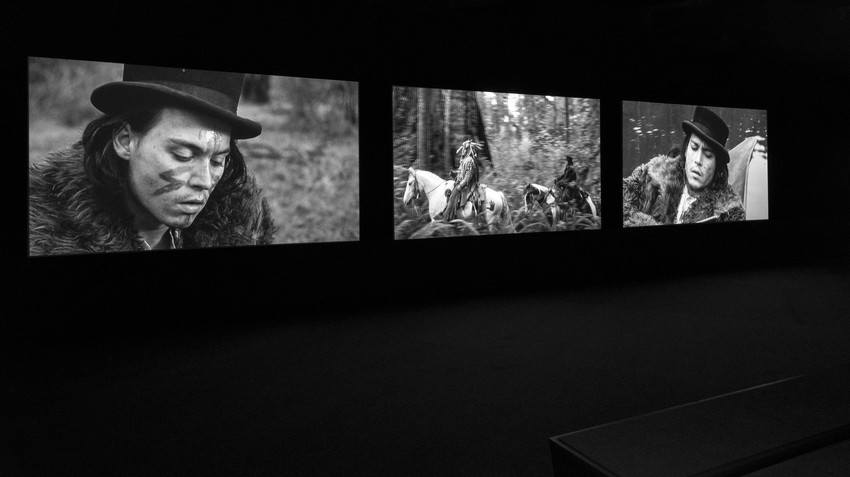 Scene iz filma "Mrtav čovek" Džima Džarmuša