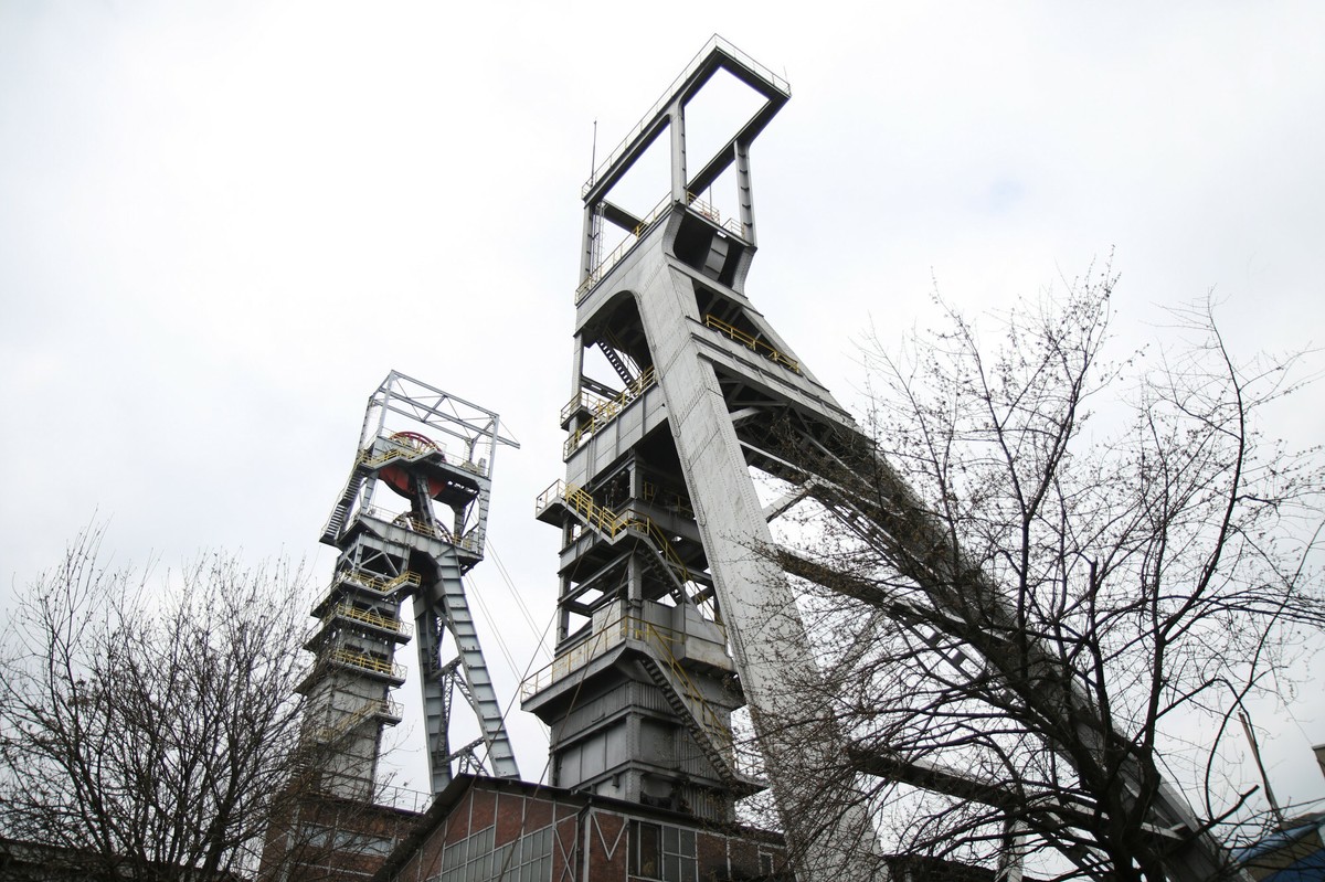 Górnicy dostaną odprawy i dłuższe urlopy. Zatrudnienie w branży węglowej dalej spada