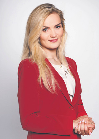 Ewelina Pietrzak-Wojnicz, radca prawny, pełnomocnik firm ds. przeciwdziałania dyskryminacji i mobbingowi