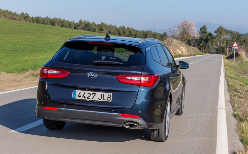 Kia optima sportswagon
