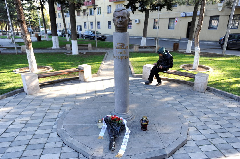 Pomnik Lecha Kaczyńskiego w Tbilisi