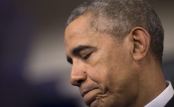 Barack Obama szuka pracy. Urzędniczka odprawia go z kwitkiem... [ZOBACZ WIDEO]