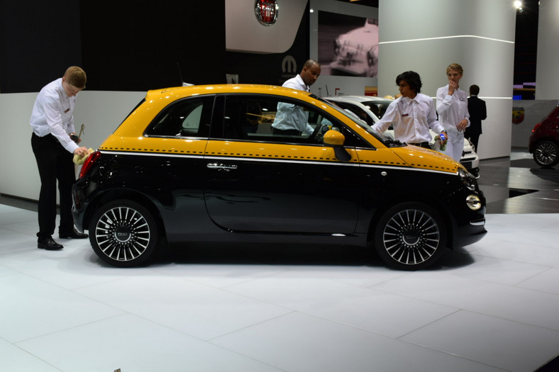 Fiat 500 (Frankfurt 2015)