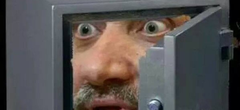 Macierewicz chce wyjść z ukrycia. MEMY TYGODNIA