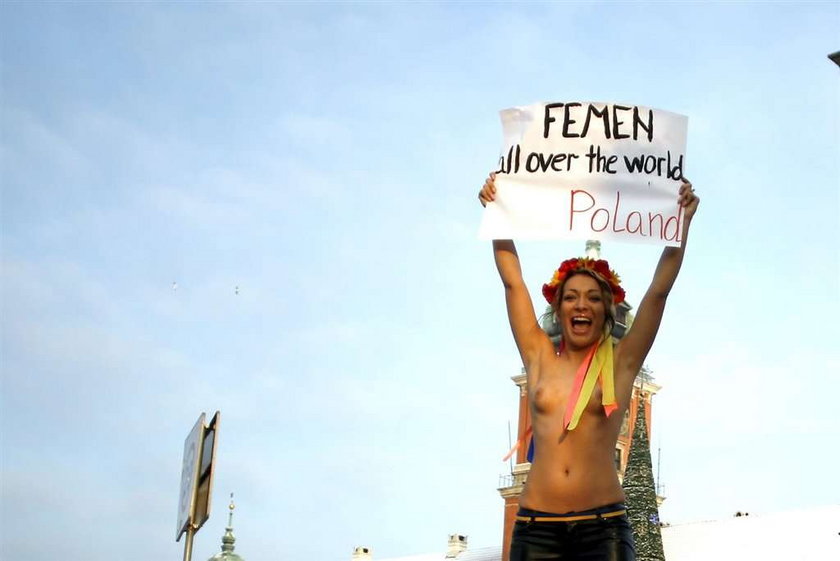 Protestowała topless w stolicy. Została aresztowana!