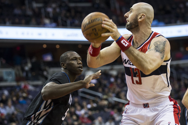 Liga NBA: 12 punktów Gortata. Wizards gładko pokonali Thunder