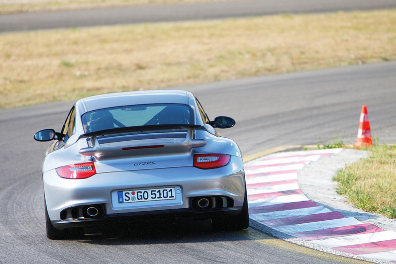 Porsche GT2 RS: Sport w najczystszej formie