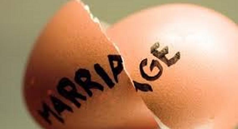 Court dissolves 8-year-old marriage over first child's paternity