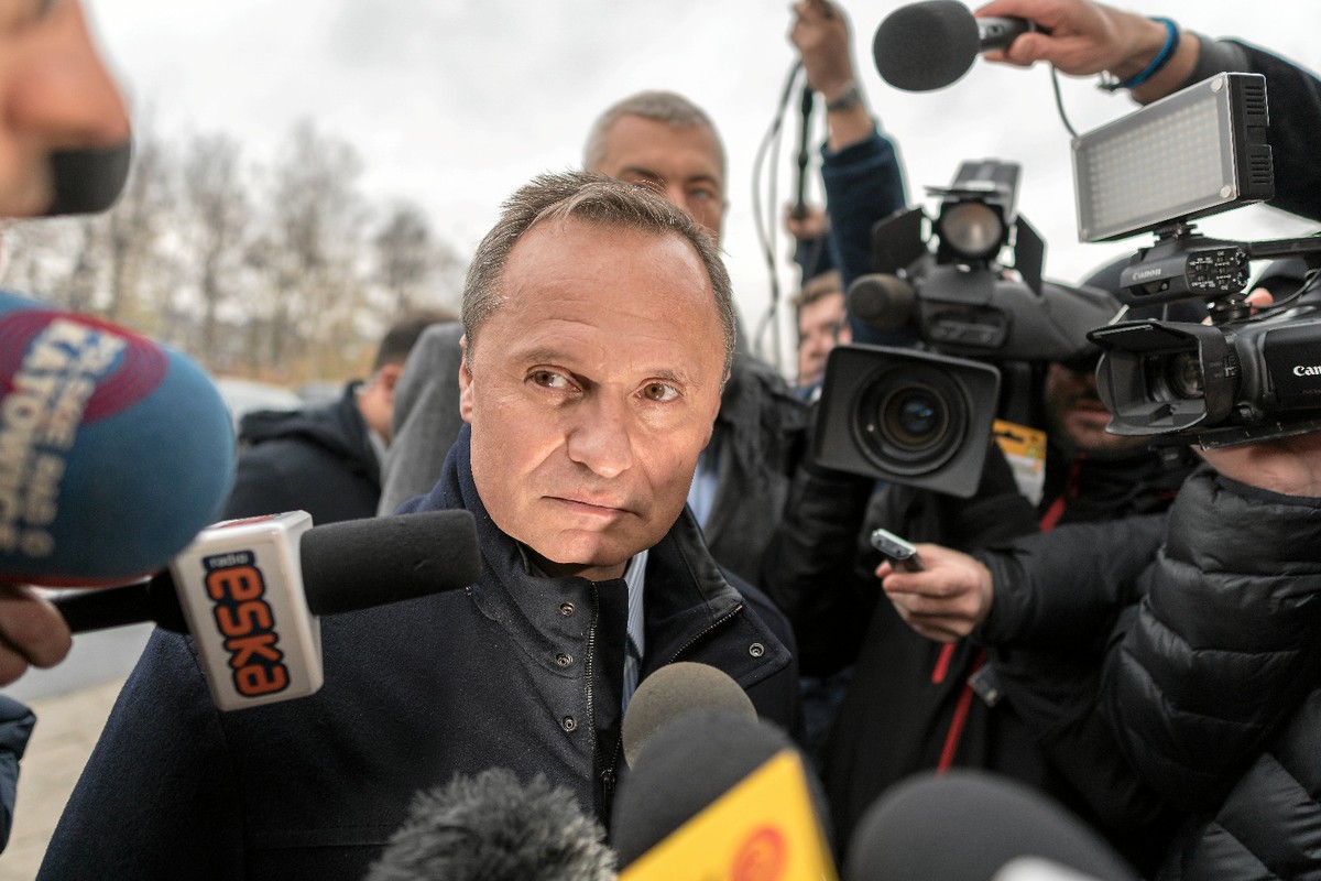 Dobra zmiana u Czarneckiego. Biznesmen jest wolny, ale groźba aresztowania nadal nad nim wisi