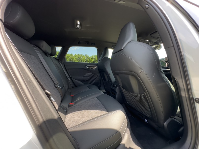 Nowe Audi A5 e-hybrid quattro