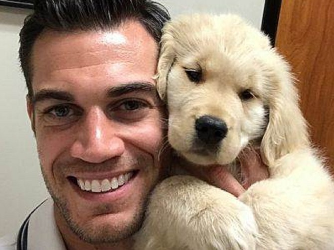 Najzgodniji veterinar na svetu dr Evan Antin