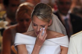 Dok su svi na njenom VENČANJU klicali od sreće, ONA JE BRISALA SUZE: Od tog dana prestala je da se smeje