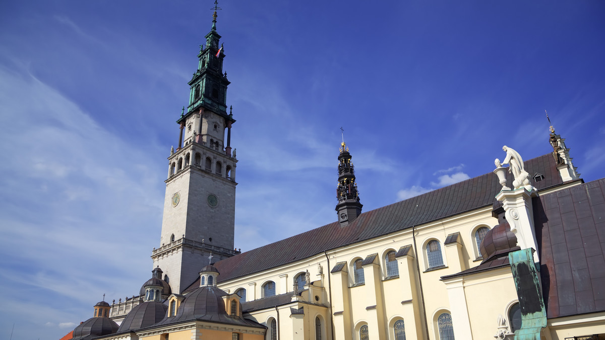 Około tysiąca rowerzystów z różnych zakątków Polski dotarło dziś na Jasną Górę. Najdalej mieli pielgrzymi z diecezji koszalińsko-kołobrzeskiej, którzy w kilkudniowej podróży musieli pokonać ponad 500 km.