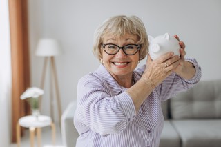 Ważne zmiany w emeryturach od 1 lipca. Dla 2,1 mln seniorów to dobry miesiąc