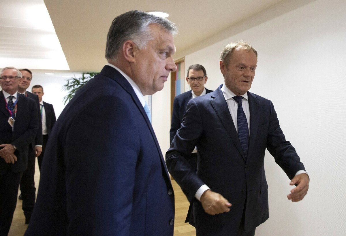 Donald Tusk i Viktor Orban w korespondencyjnej wymianie zdań. Jest deklaracja