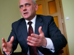 Szczygło: Banda durniów strzelała do cywili