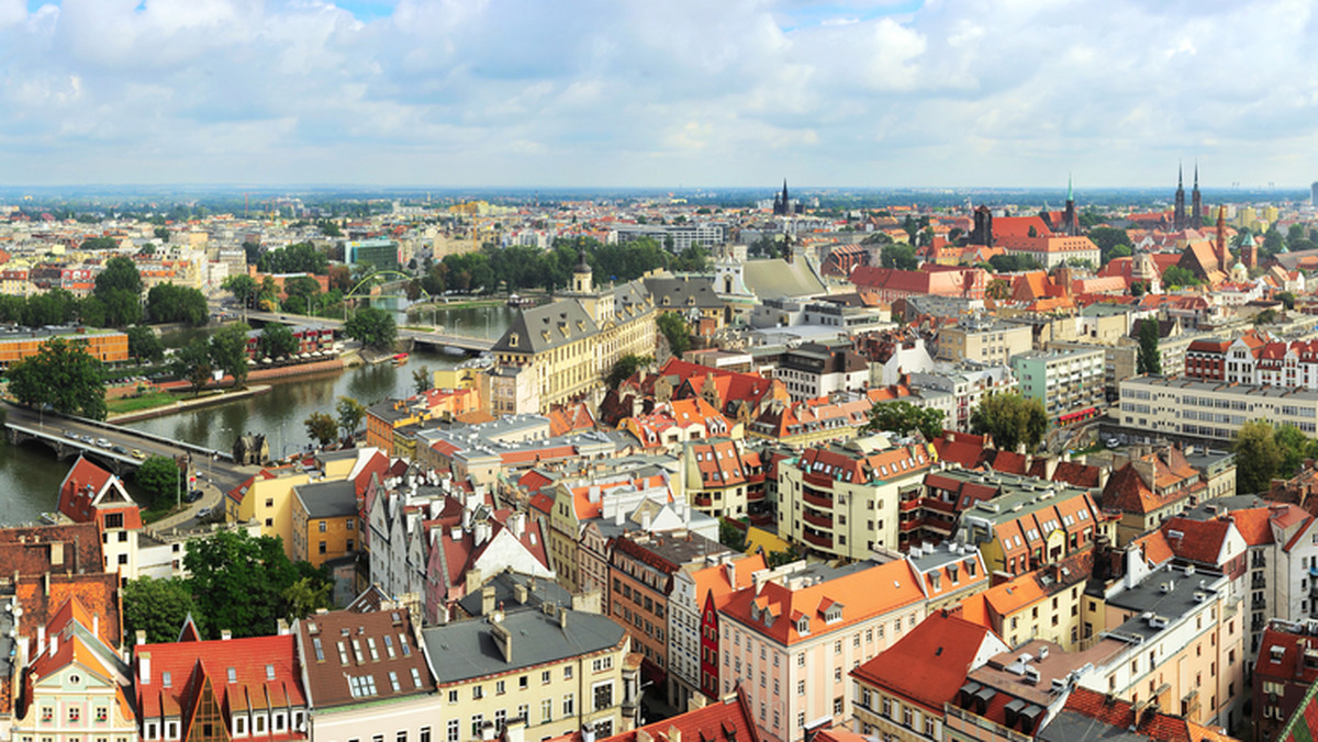 Wręczenie Europejskich Nagród Filmowych, Olimpiada Teatralna i spotkanie chórów z państw europejskich - to niektóre z wydarzeń artystycznych, które odbędą się we Wrocławiu w 2016 r. z okazji pełnienia przez to miasto tytułu Europejskiej Stolicy Kultury (ESK).