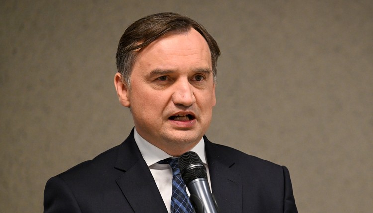 Zbigniew Ziobro dostał azyl na Węgrzech. Prawnik przytacza słynny wpis Donalda Tuska