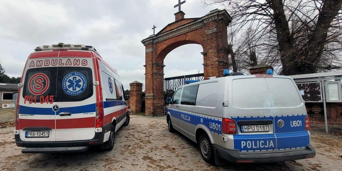 Makabryczne odkrycie na rawickim cmentarzu. Na ratunek było za późno.